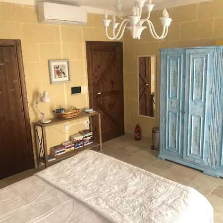 Tal-awturi Rent A Homestay