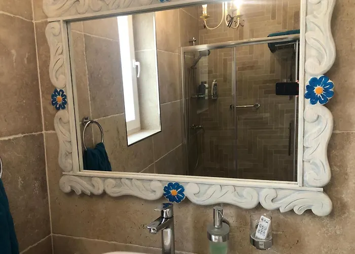 Tal-awturi Rent A * Il-Pergla